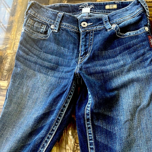 Womens Suki bootcut Silver jeans 30X34 only wore a couple of times - Picture 2 of 2
